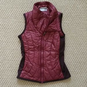Athleta Puffer Vest